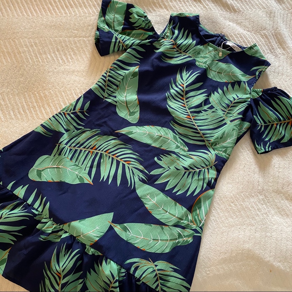 BEAUTIFUL DRESS